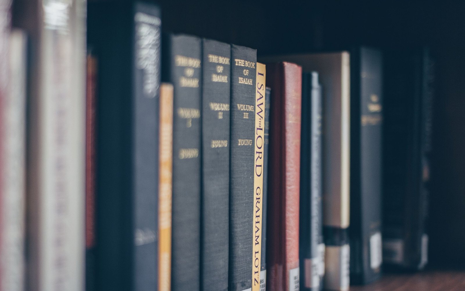 Biblioteca jurídica del despacho BBC Corporativo Legal en Tijuana